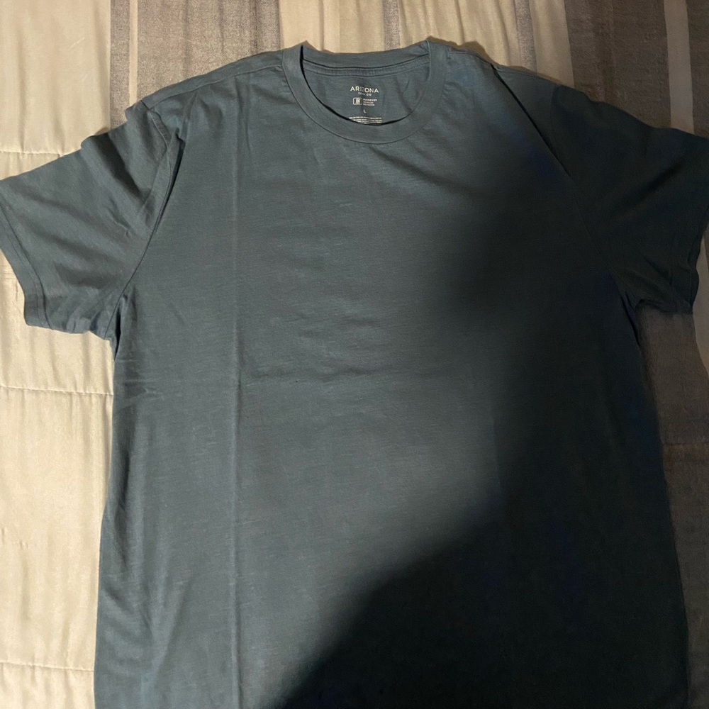 Large blue Arizona shirt used once